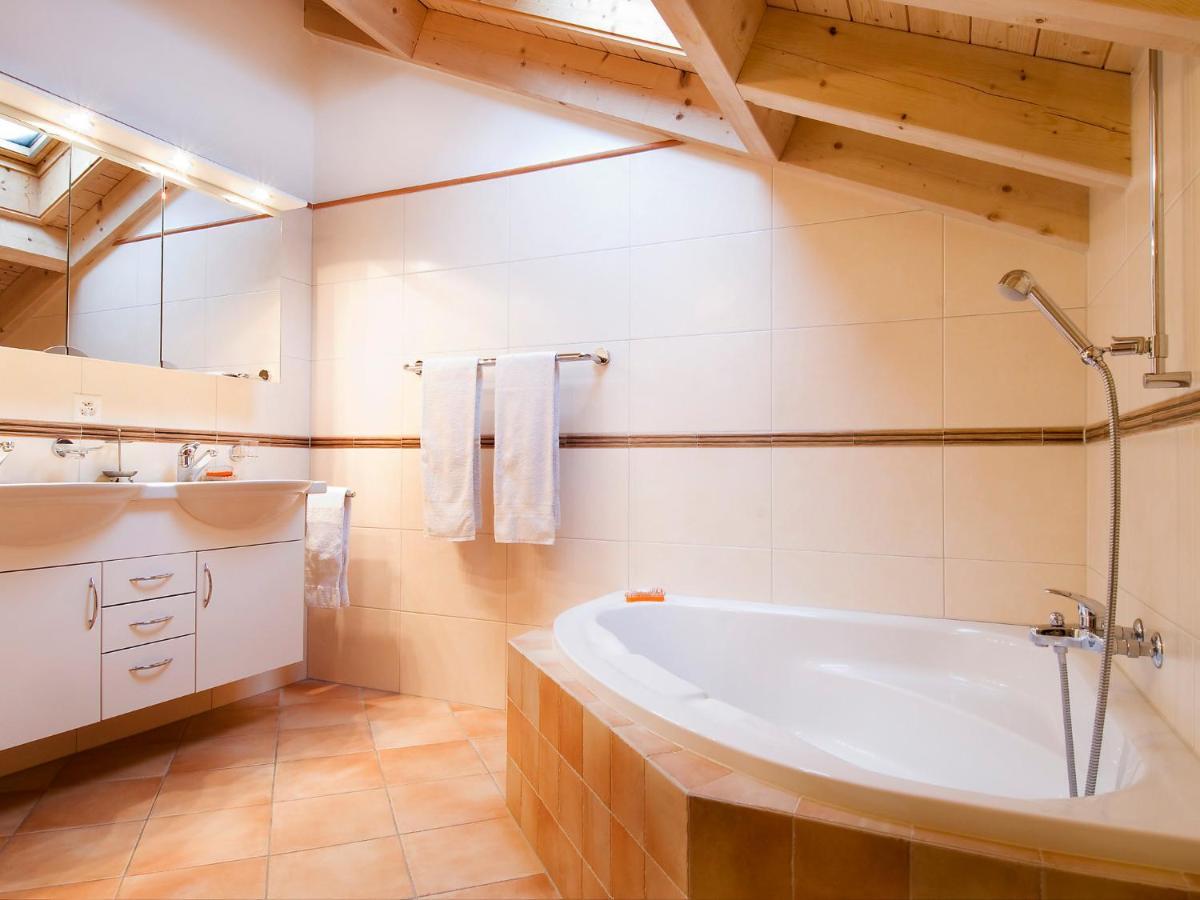 Apartment Aquila By Interhome Zermatt Bagian luar foto