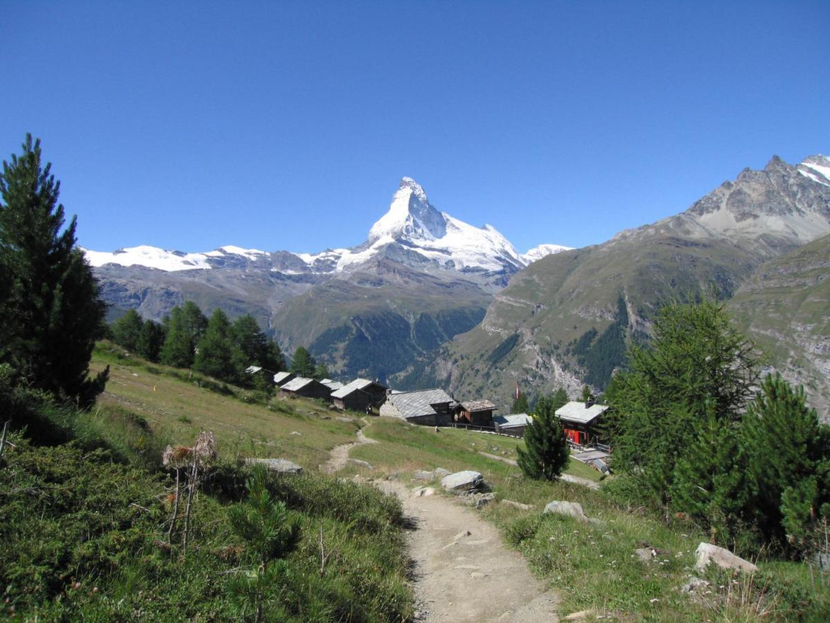 Apartment Aquila By Interhome Zermatt Bagian luar foto